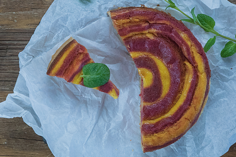 Der Mango-Rote-Bete-Zebra-Cheesecake beweist: Streifen sind absolut in!