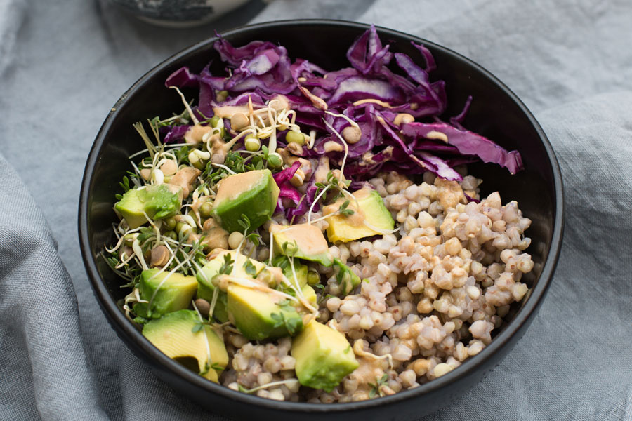 Buchweizen-Buddha-Bowl