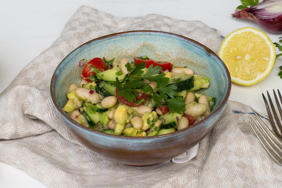 Veggie-Rezept: Mediterraner Weiße Bohnen Salat - Jedes Essen zählt