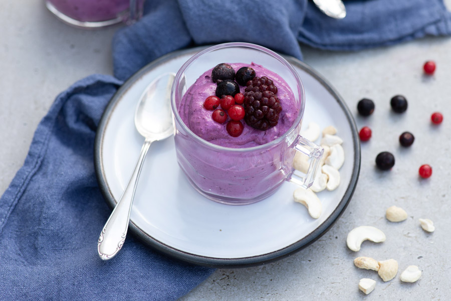 Veggie-Rezept: Cashew-Beeren-Joghurt - Jedes Essen zählt