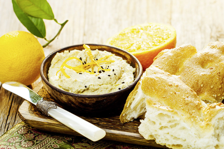 fruchtiges Orangen-Hummus