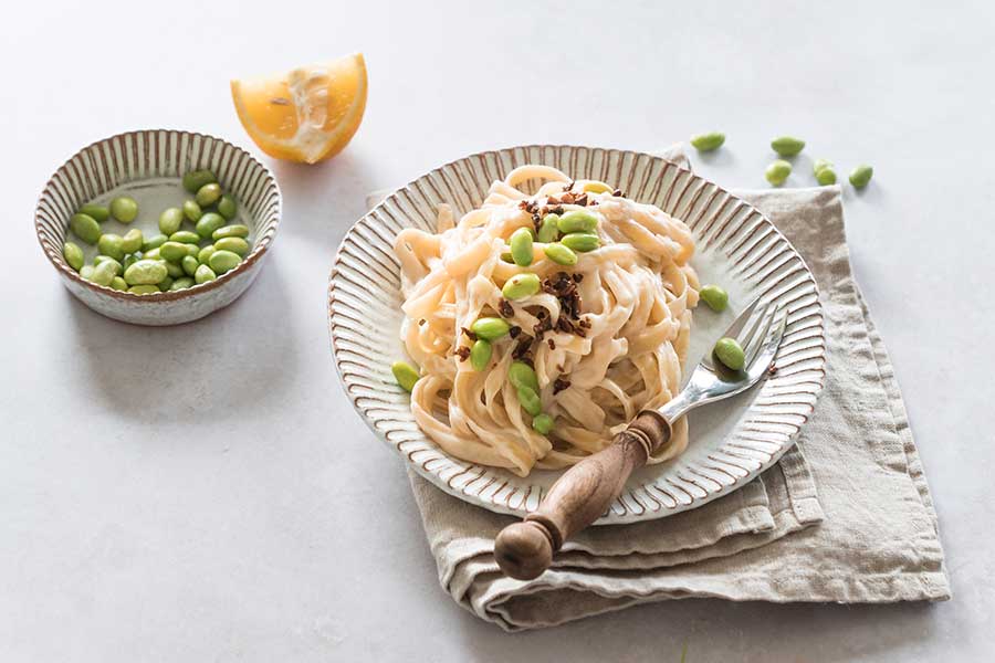 One Pot Pasta mit Edamamé Sojabohnen