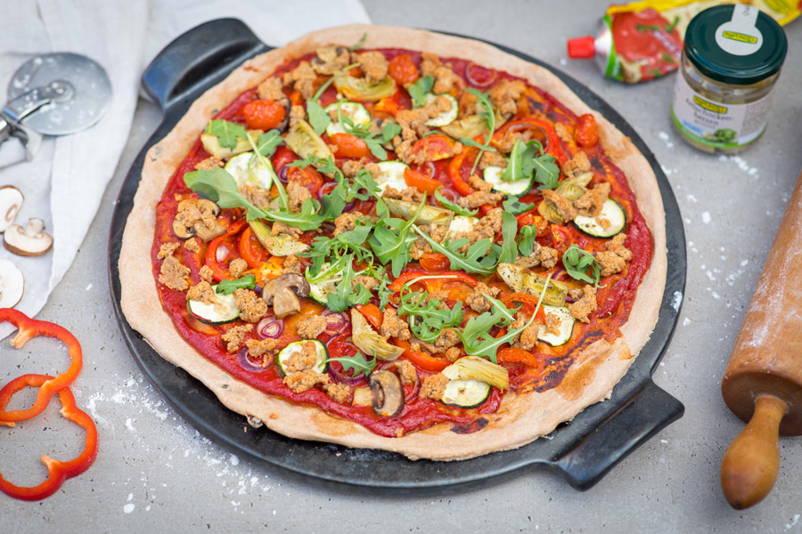 Vegane Pizza mit Nussmus