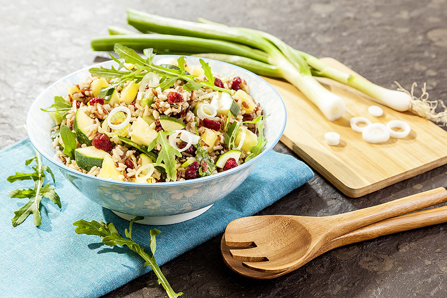 Veggie-Rezept: Wildreissalat mit Ananas und Rucola - Jedes Essen zählt