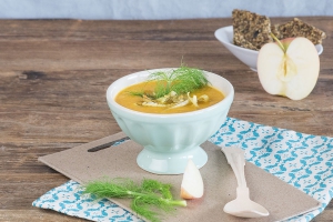 Kürbis-Fenchelsuppe mit Apfel